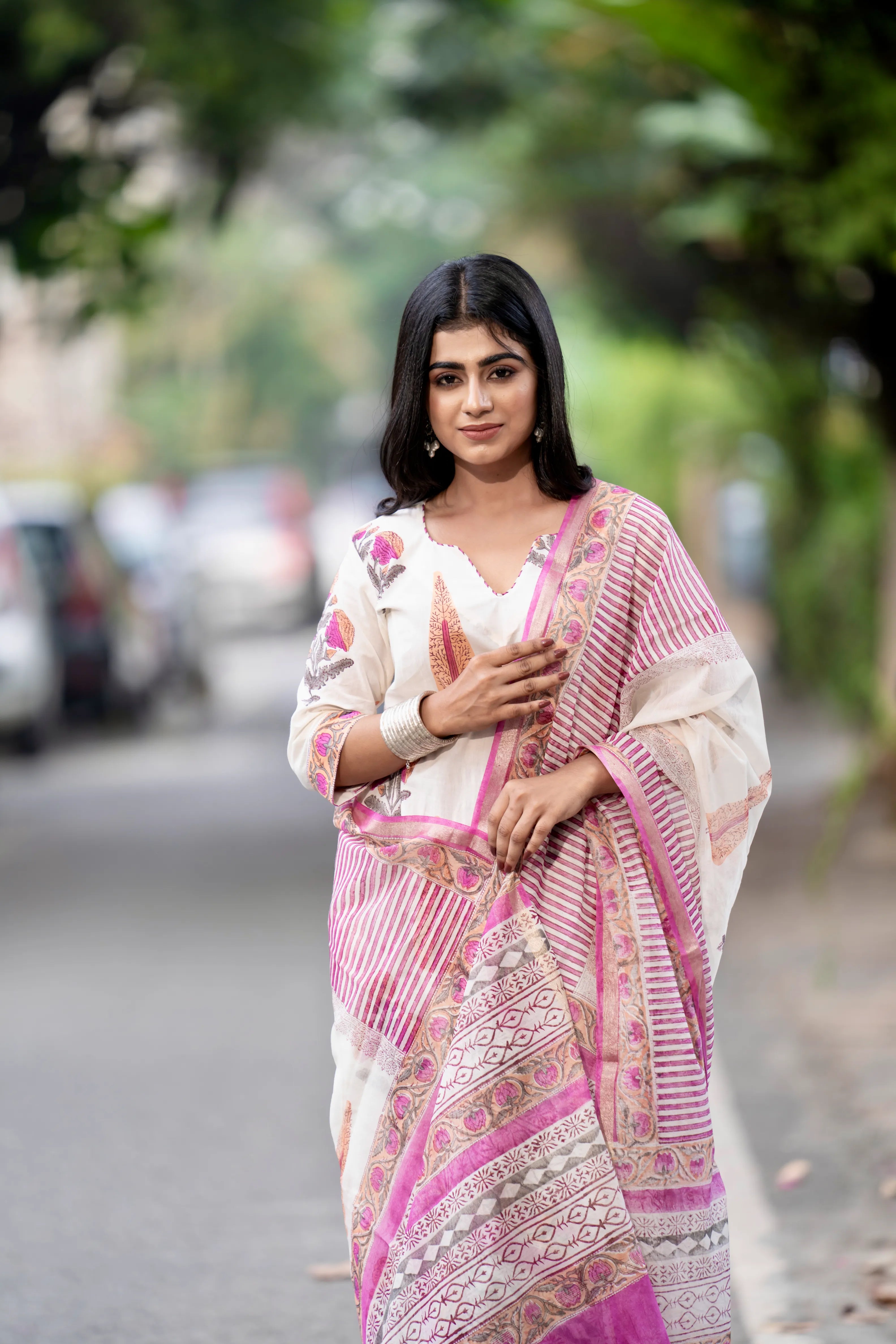 Mughal Motif Suit Set - Cream Pink