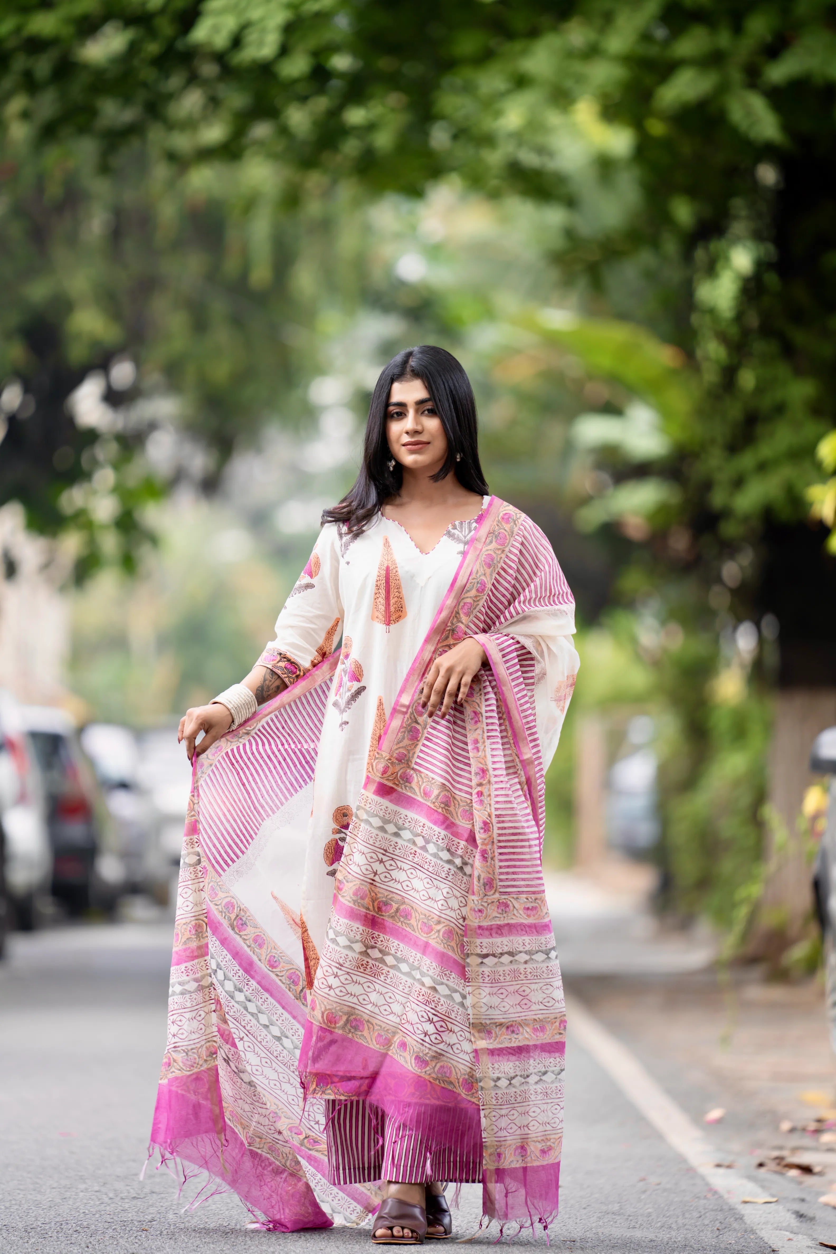 Mughal Motif Suit Set - Cream Pink