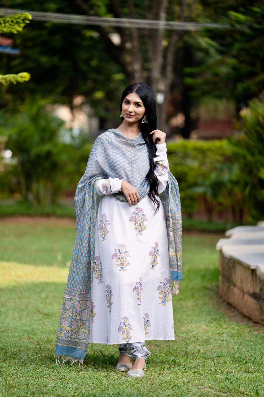 Mughal Motif Suit Set - White Blue Chudidar