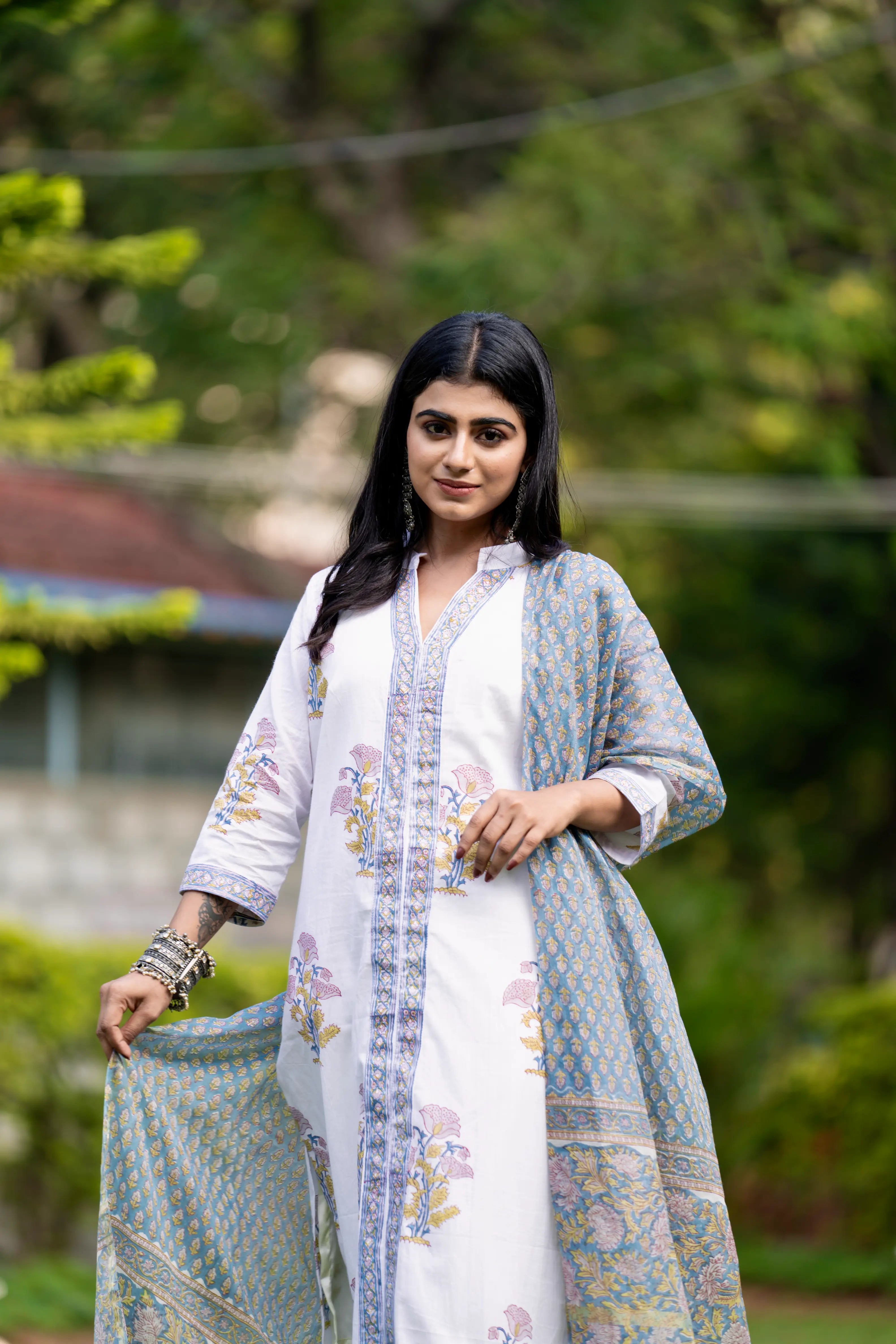 Mughal Motif Suit Set - Blue White