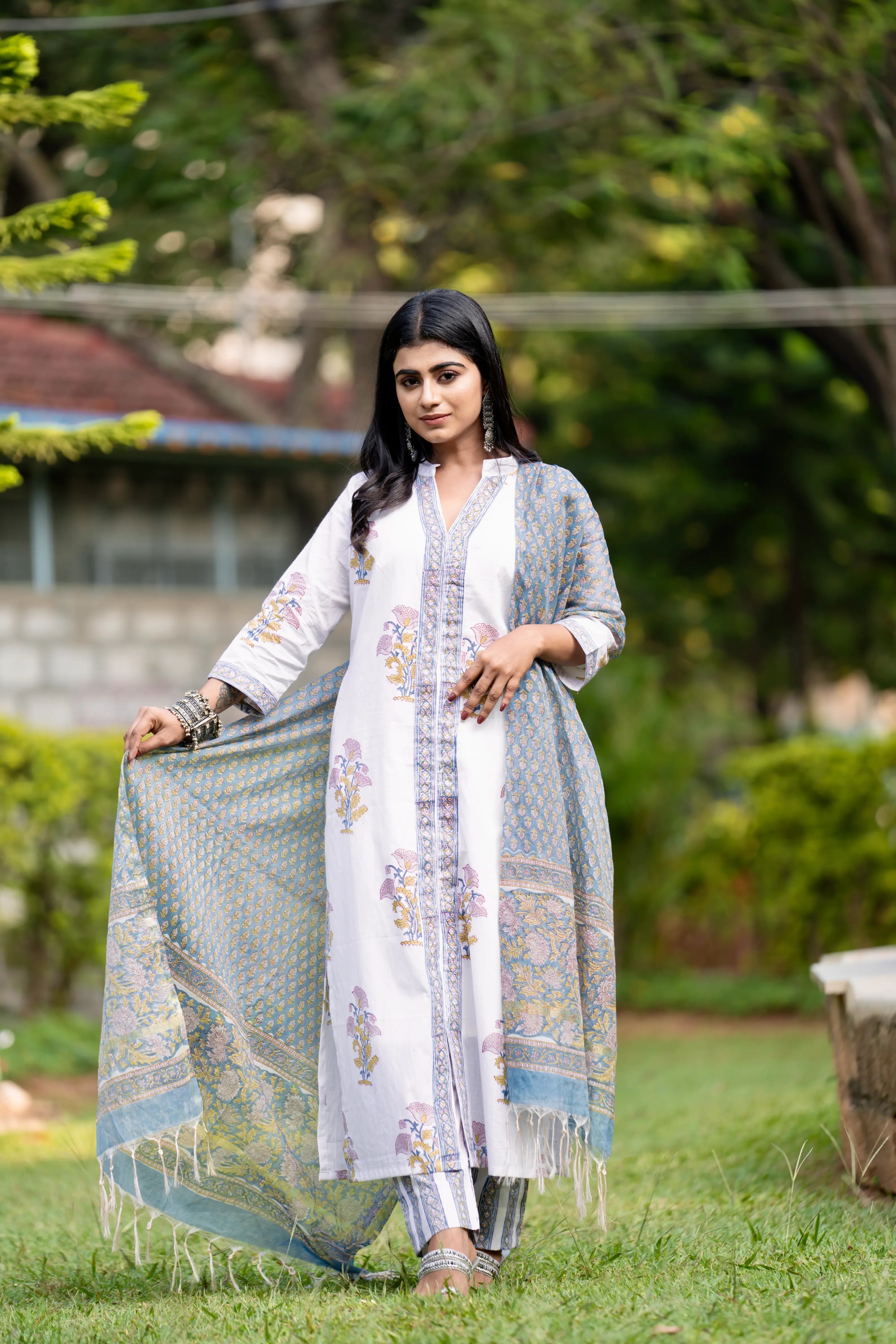 Mughal Motif Suit Set - Blue White
