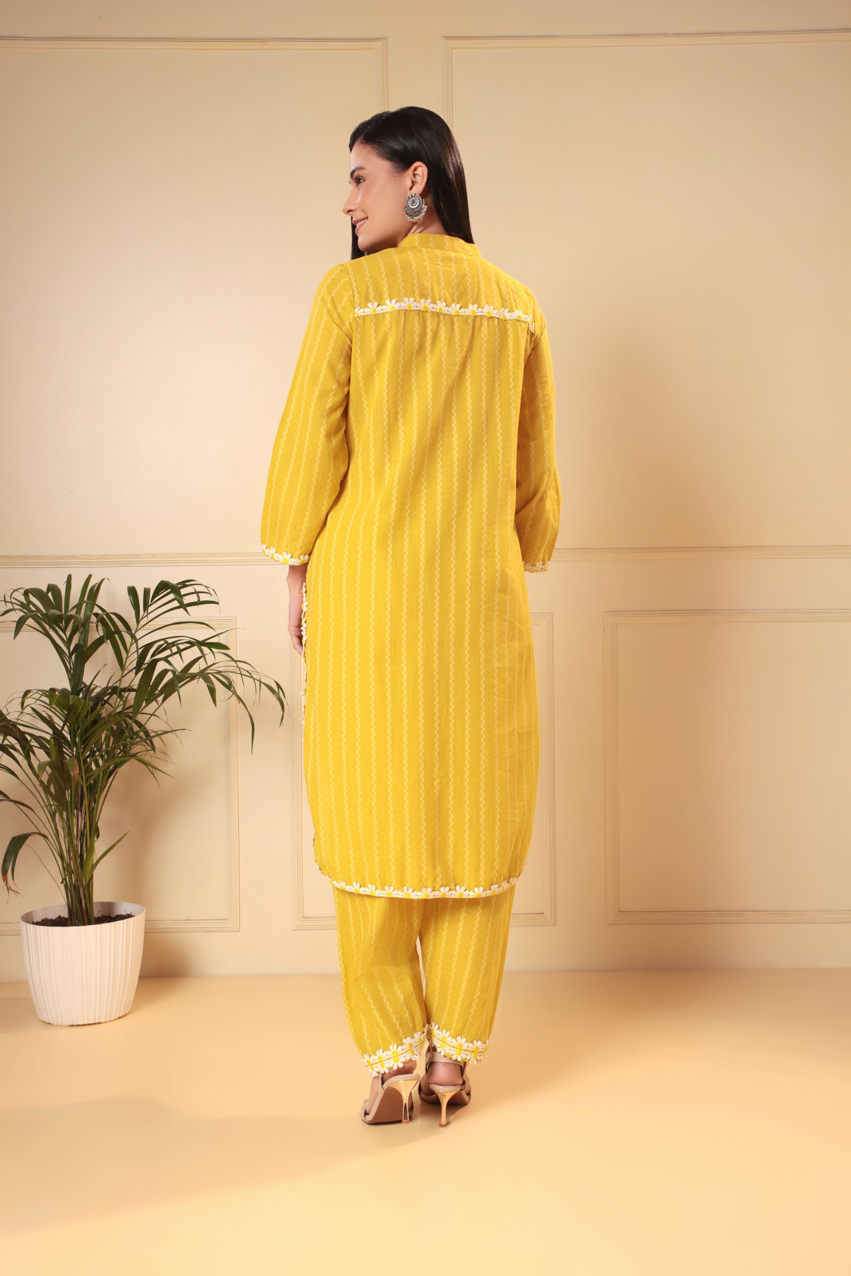 Raahi Co-ord Set - Yellow White