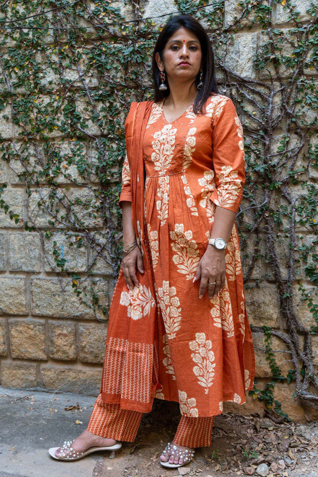 Rozana Suit Set - Orange Pleated