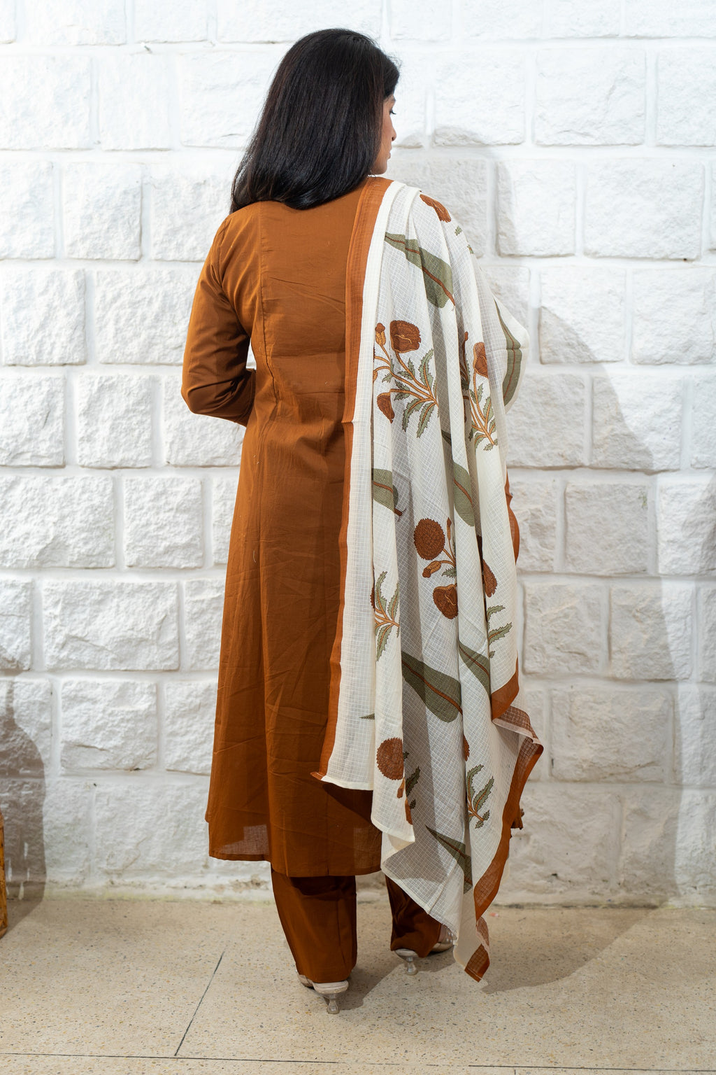 Rozana Suit Set - Brown