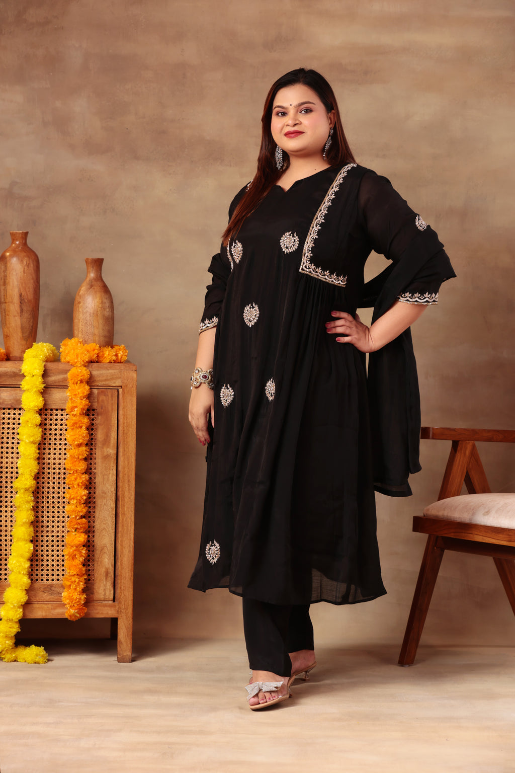 Sitara Suit Set - Black Gold