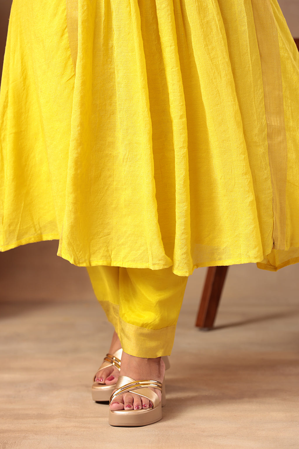Sitara Suit Set - Yellow Linen