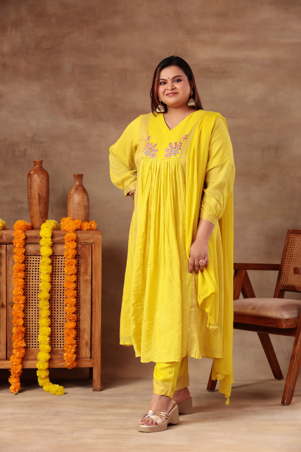 Sitara Suit Set - Yellow Linen