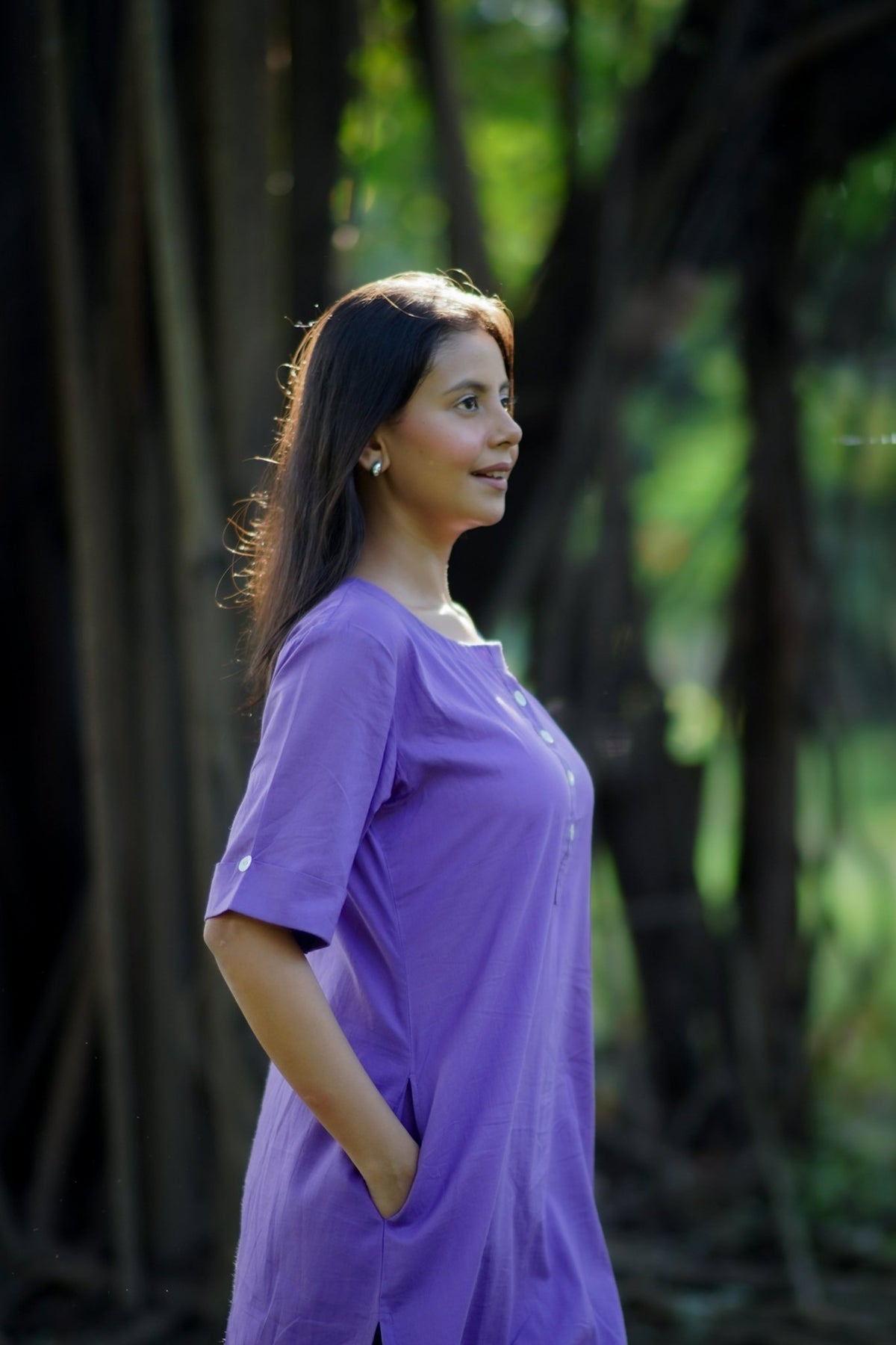 Side pocket detail on lavender cotton kurta